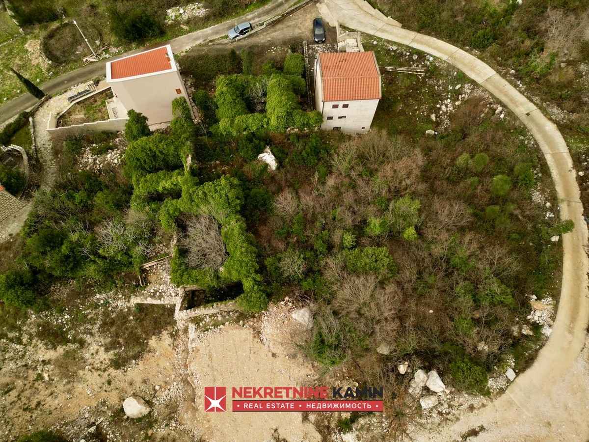 Na prodaju urbanizovan plac 479m2, Tudorovići, Budva